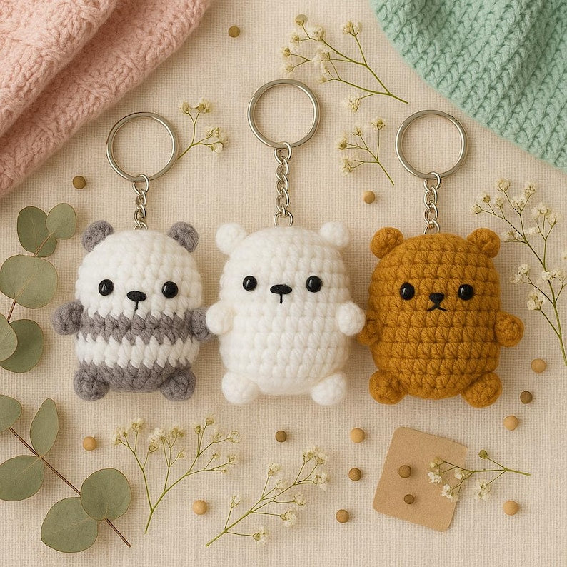 Handmade Crochet Bear Keychain – Cute Amigurumi Teddy Bear Bag Charm, Kawaii Plush Keyring, Animal Lover Gift, Backpack Accessories